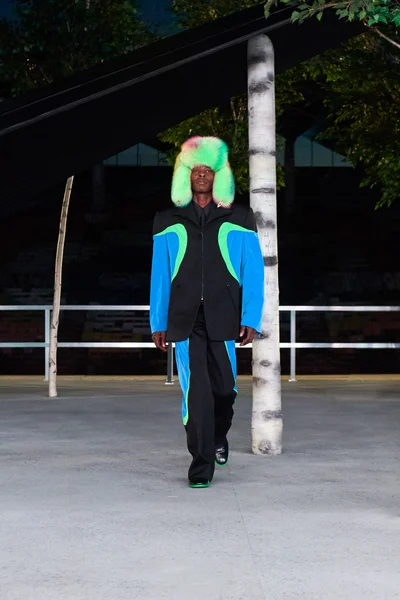 Look 103